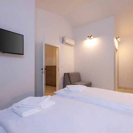 Holiday House Luca Пореч Экстерьер фото