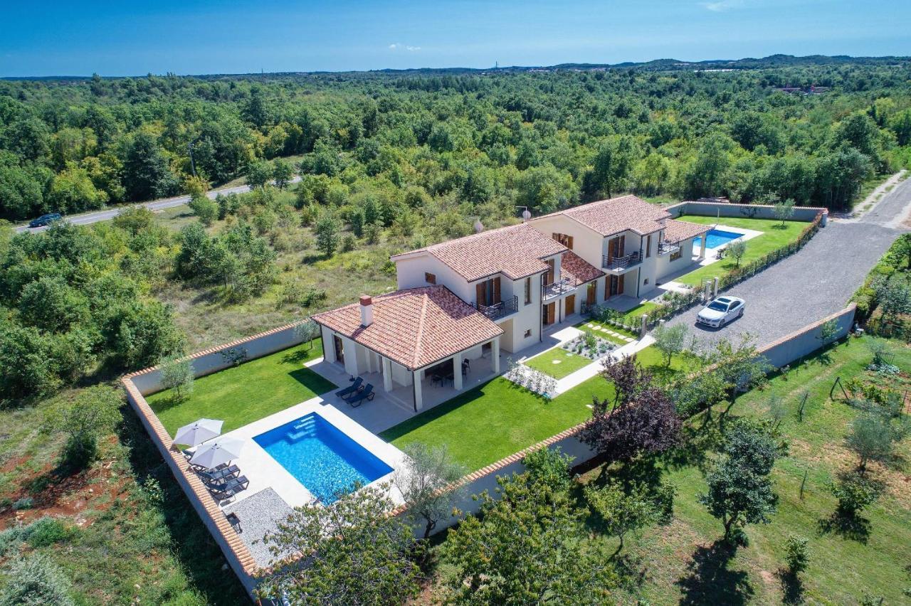 Holiday House Luca Пореч Экстерьер фото